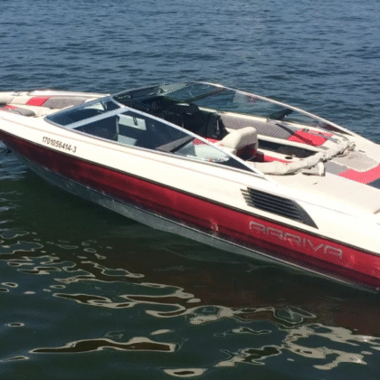 Bayliner Arriva 19ft V8 sin detalles, Con Remolque